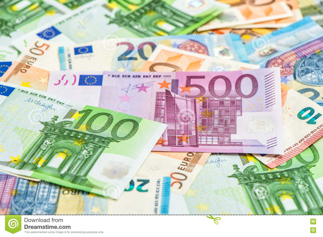 郑州大学法学院与30多家法院、检察院签订协议_ayx官网