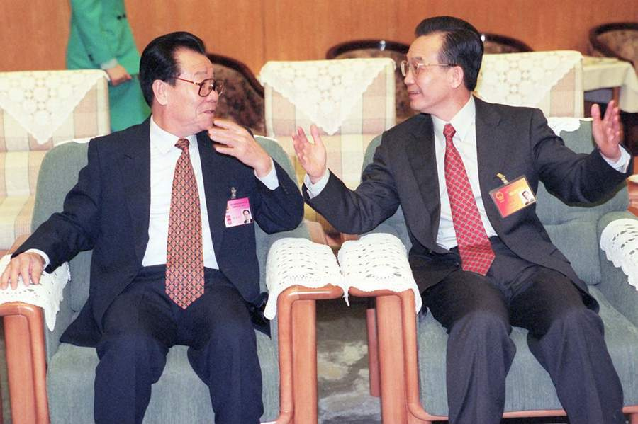 “爱游戏（ayx）中国官方网站”万科紧急公告回应A+H双停牌：华润将筹划所持股份