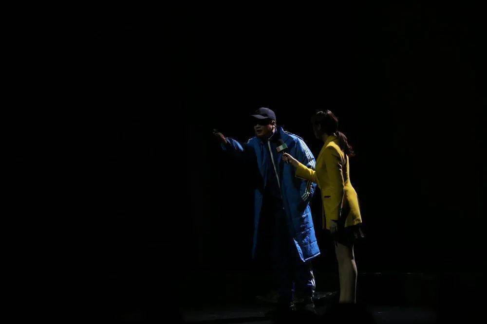 ayx官方网站:
影后戏后们来昌首演!精彩爆料《她们的秘密》 看后直呼过瘾…【今日收政界抢票】(图10) ayx官方网站:
影后戏后们来昌首演!精彩爆料《她们的秘密》 看后直呼过瘾…【今日收政界抢票】(图10)