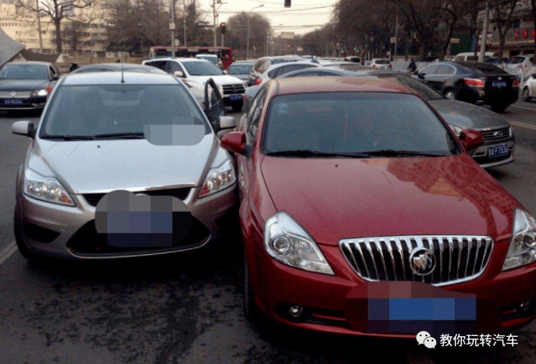 【爱游戏（ayx）中国官方网站】
私家车三者险有须要买到100万吗？交警提醒：别听车险员瞎忽悠！(图5)