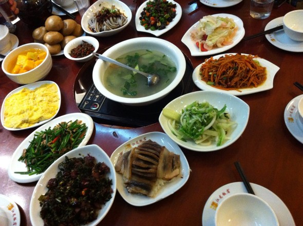 ayx官方网站_上海餐饮老品牌宝燕商城进京首店联手集美家居