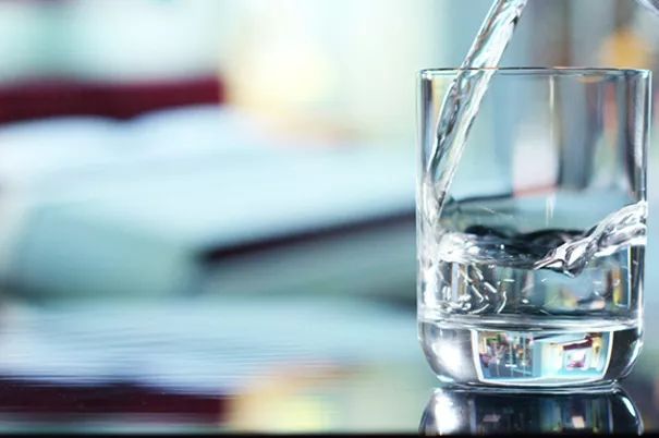 ayx官网：水井坊上新加码礼品市场，三重属性赋能井台珍藏“这厢有礼”!