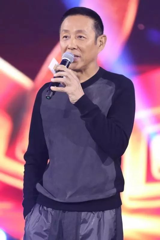 爱游戏（ayx）中国官方网站|缅怀英烈，激励自我——河南农业大学走近郑州烈士陵园