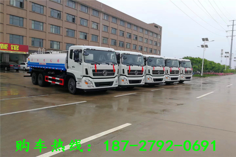 ayx官网|上海市场时令水果上市 热带水果唱主角